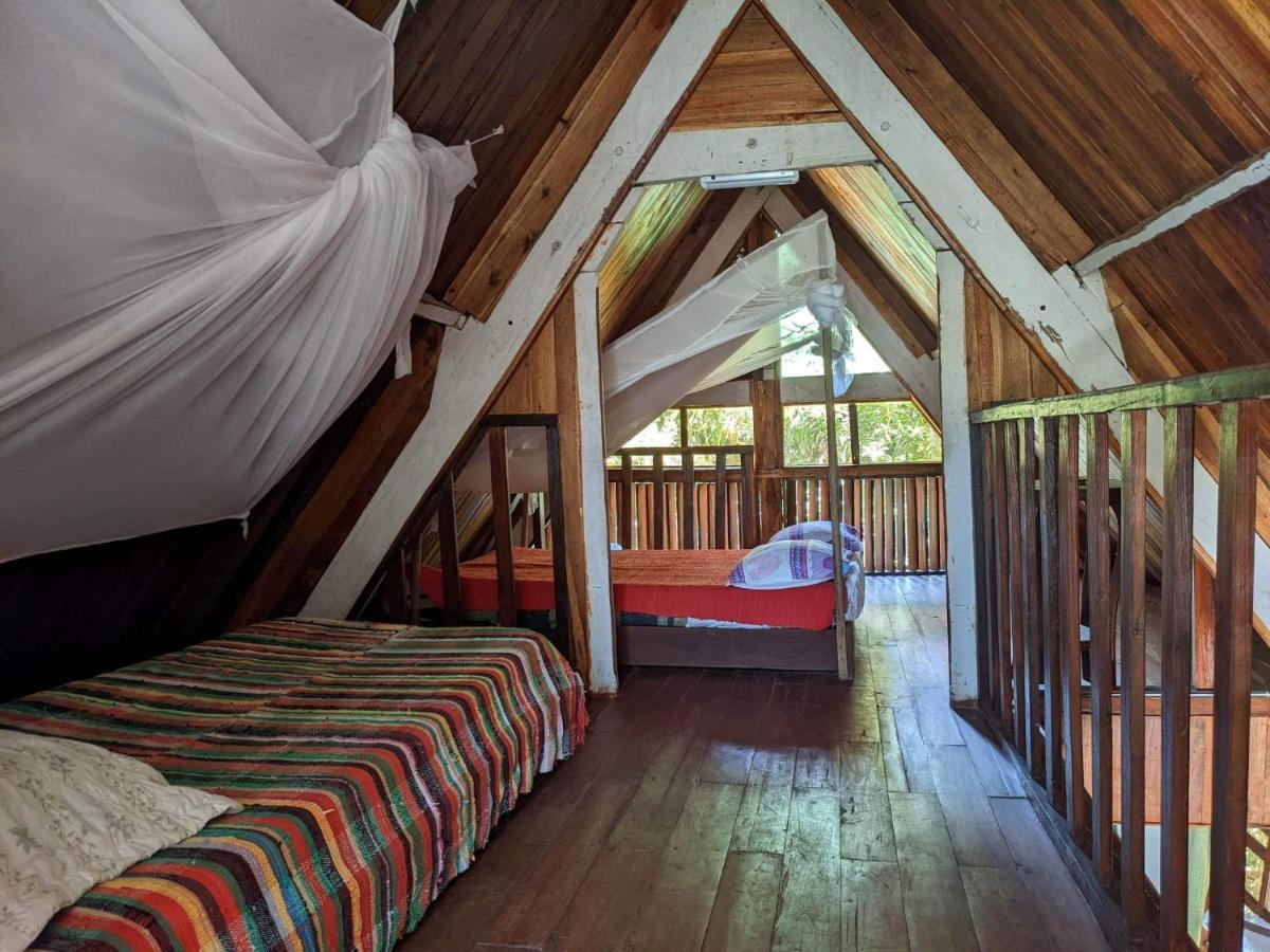 Les Acacias Bungalows Manambolo Екстериор снимка
