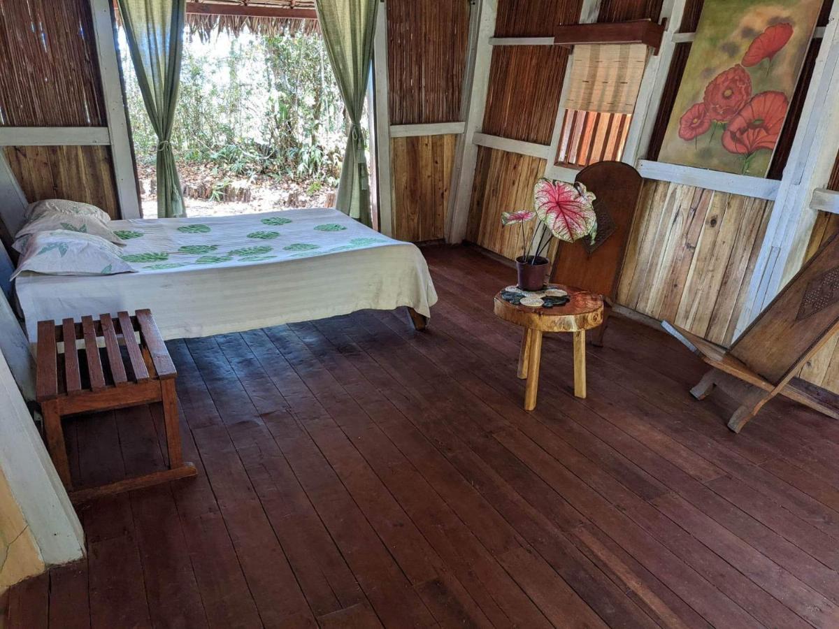 Les Acacias Bungalows Manambolo Екстериор снимка