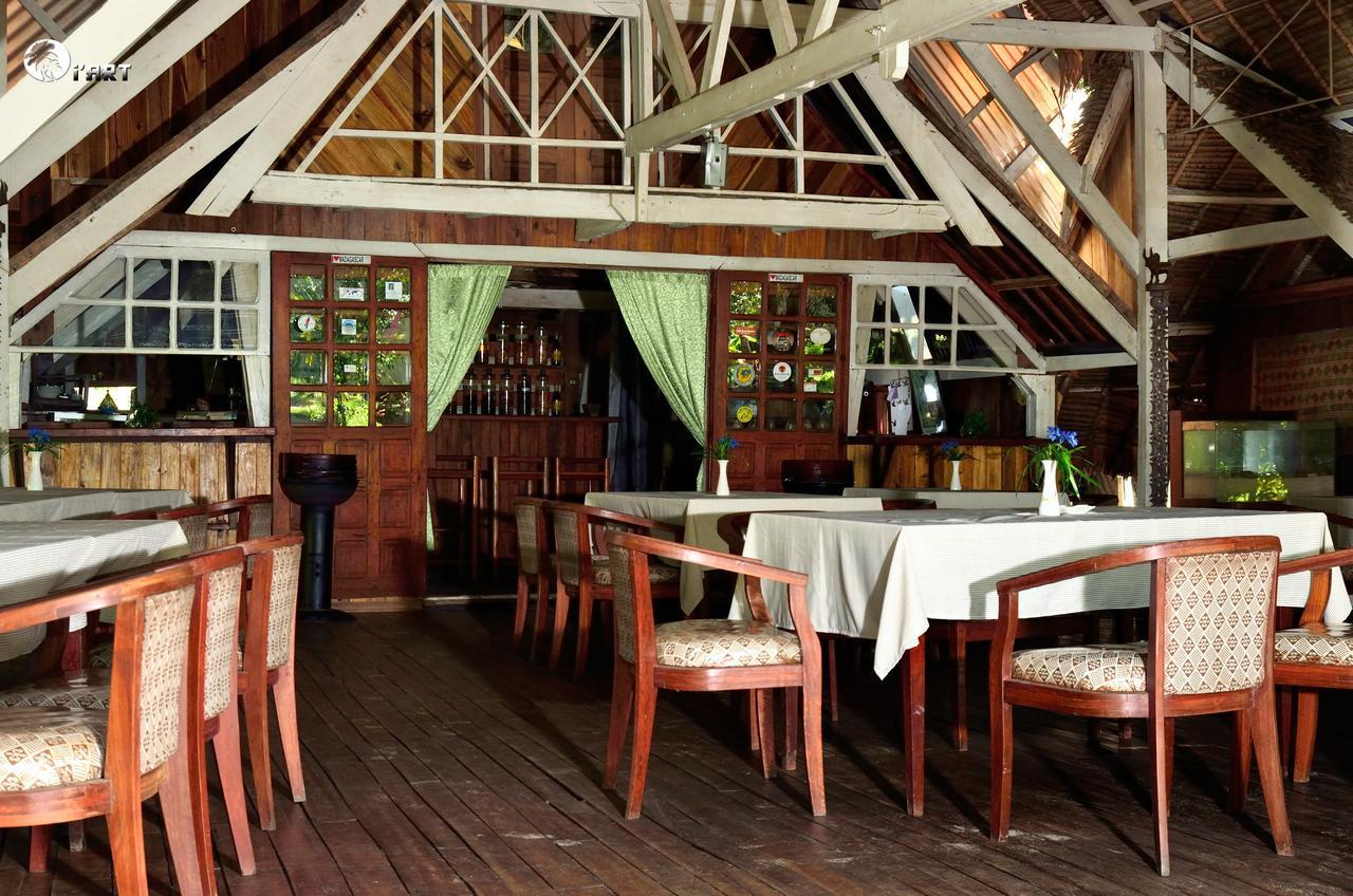 Les Acacias Bungalows Manambolo Екстериор снимка