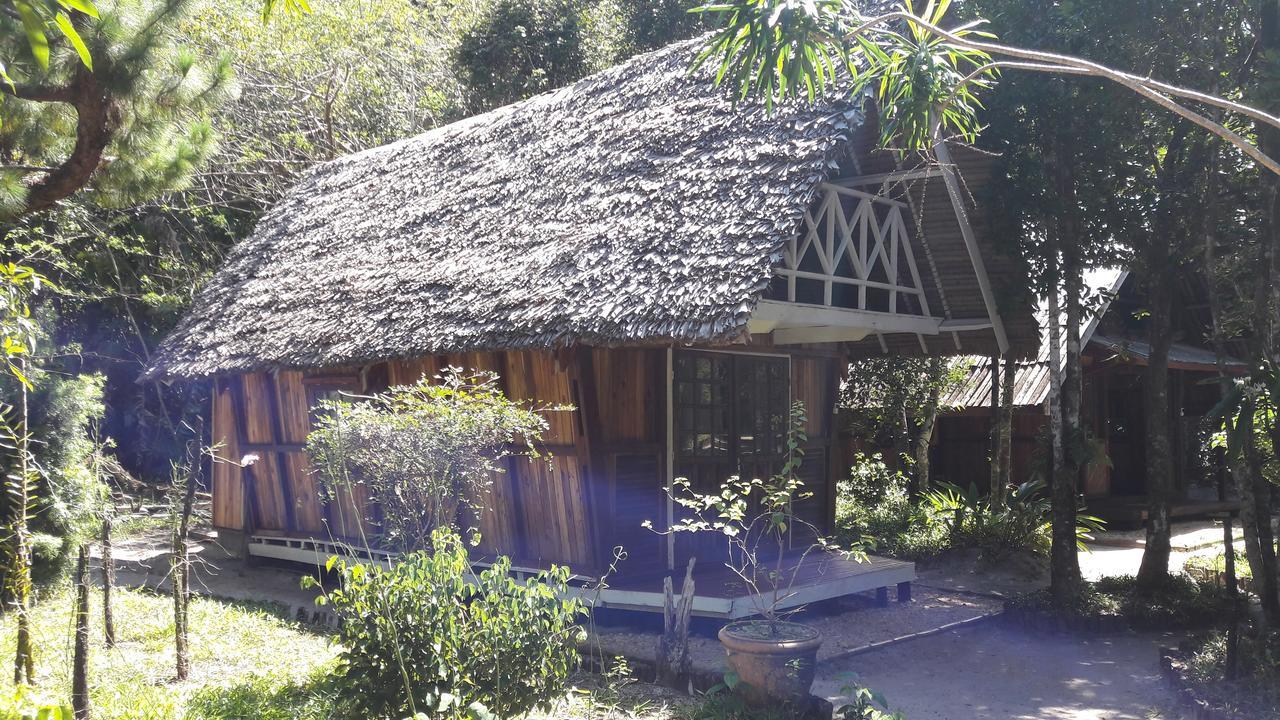 Les Acacias Bungalows Manambolo Екстериор снимка